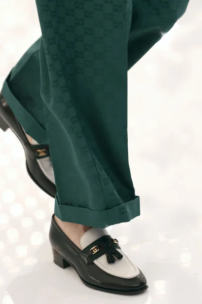 Look 27